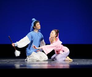 古筝协奏曲：陆游与唐琬